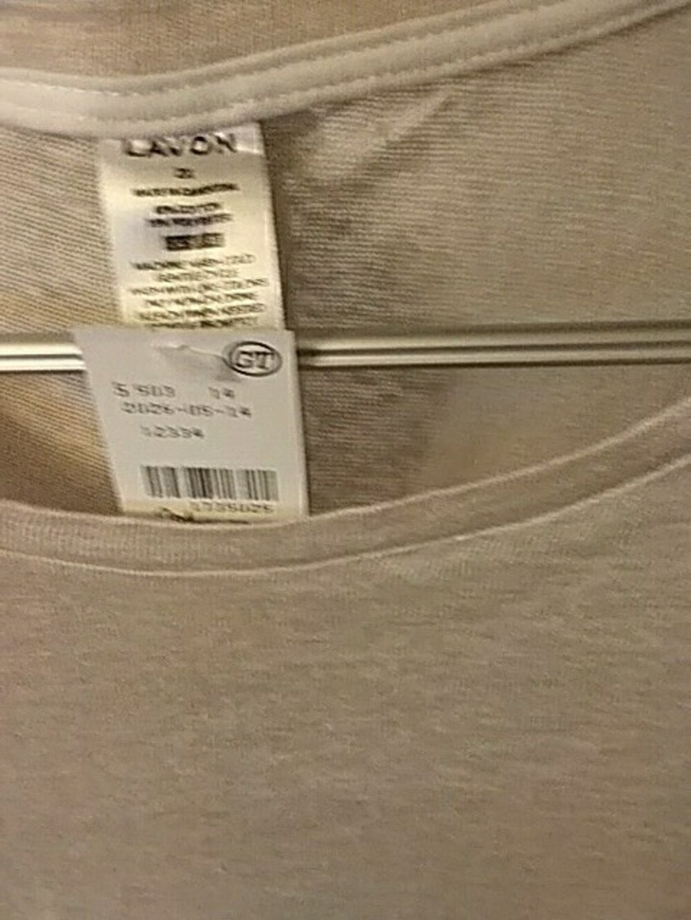 Women's Cream Short-Sleeve Scoop Neck Tee 2X - Picture 2 of 3
